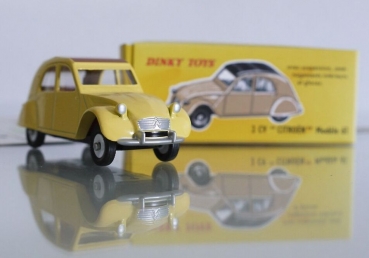 Dinky Toys France Citroen 2 CV 1966 DieCast Model with original box (2242)
